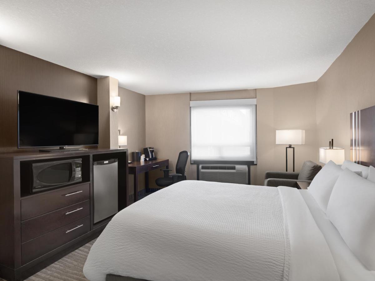 Holiday Inn Calgary Airport By Ihg Eksteriør bilde