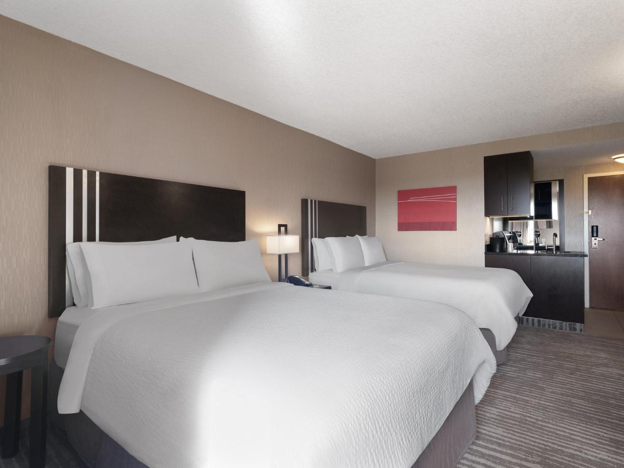 Holiday Inn Calgary Airport By Ihg Eksteriør bilde