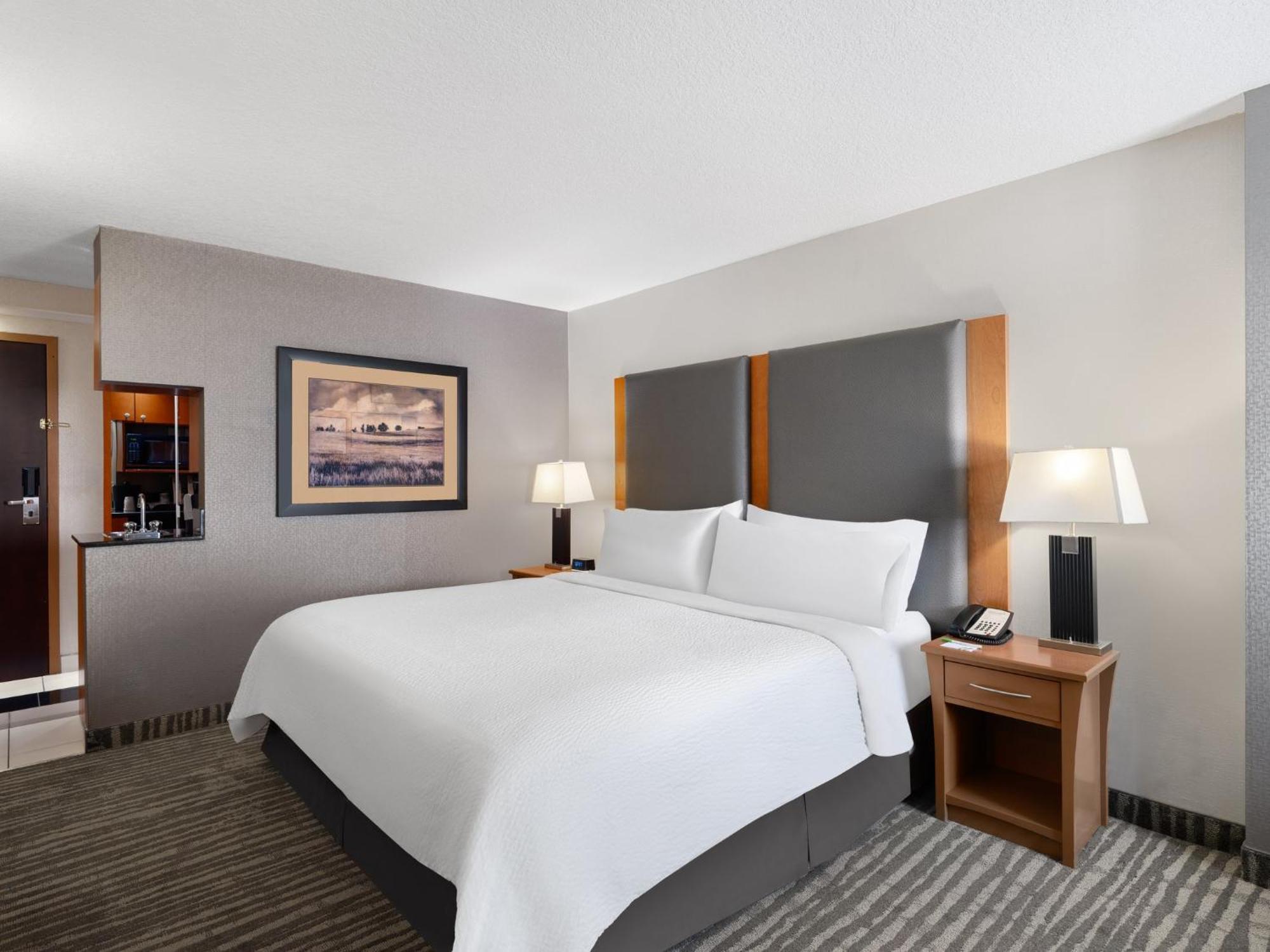 Holiday Inn Calgary Airport By Ihg Eksteriør bilde