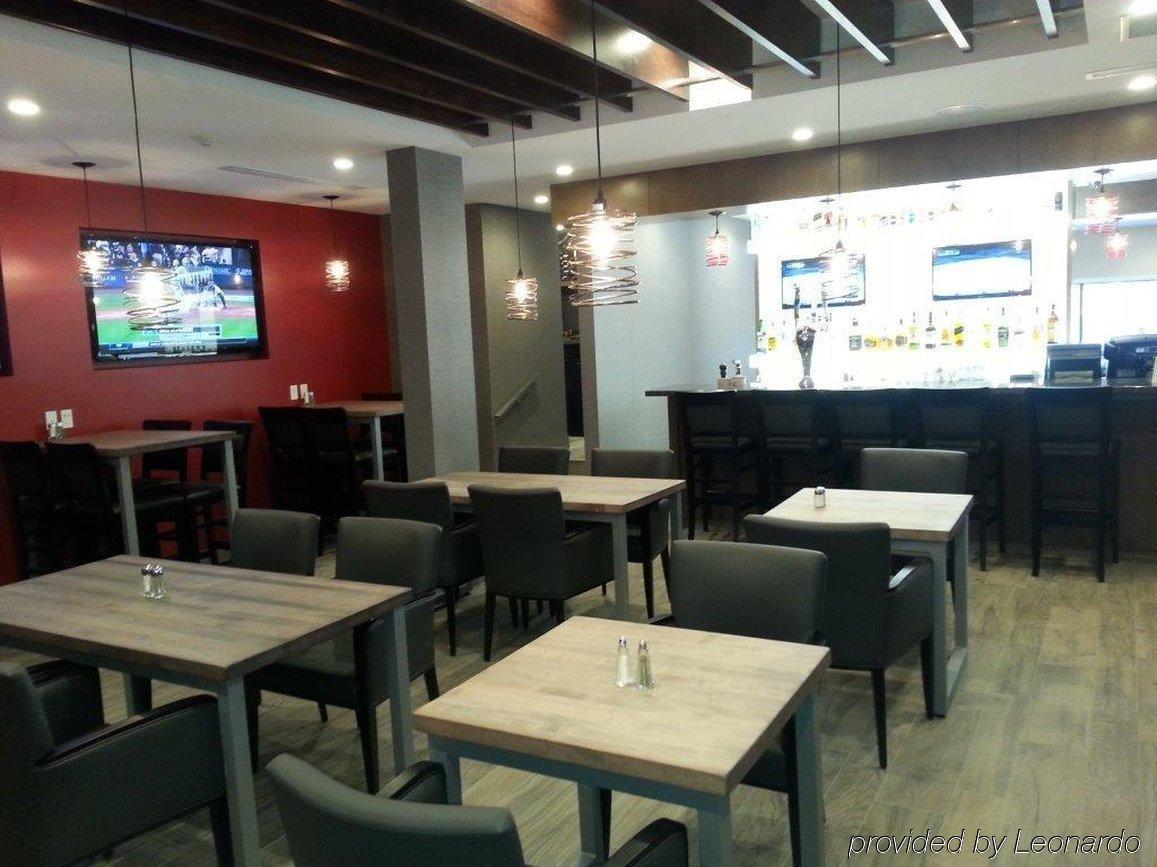 Holiday Inn Calgary Airport By Ihg Eksteriør bilde